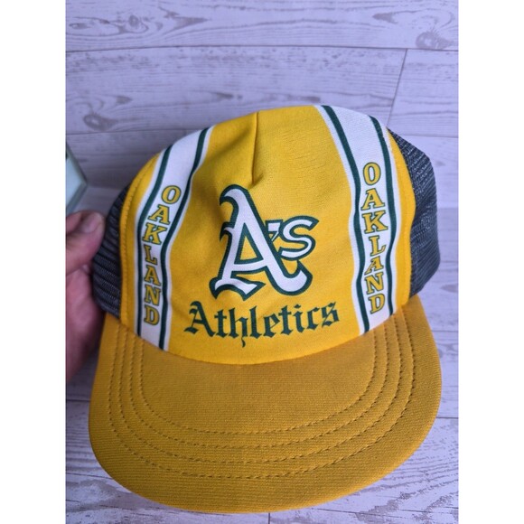 Vintage Oakland Athletics A's Trucker Mesh MLB Baseball Cap - Picture 2 of 4